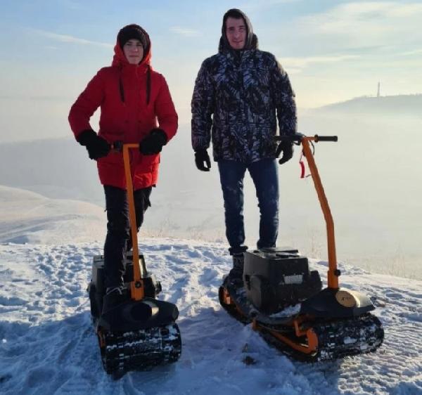 В Пермском крае мотосноуборды начали использовать для путешествий по природным паркам