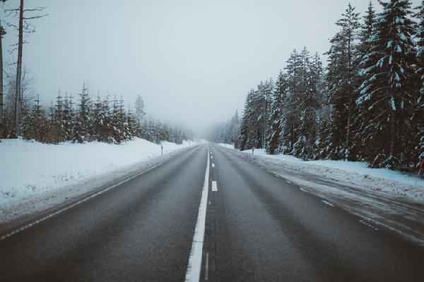 МЧС предупреждает о сильном снеге в Пермском крае 24 ноября