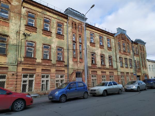 Старое здание поликлиники в центре Перми отдадут в аренду 