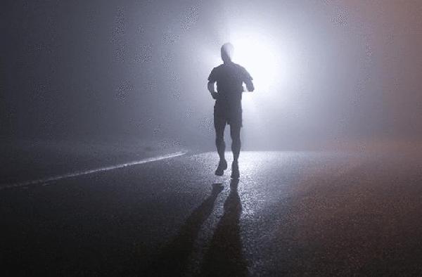 В Перми любители спорта начали проводить ночные пробежки