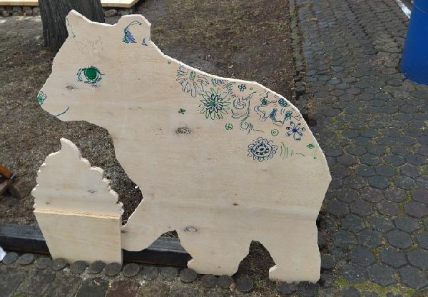 В Перми появились первые деревянные медведи, всего планируется установить 300 скульптур