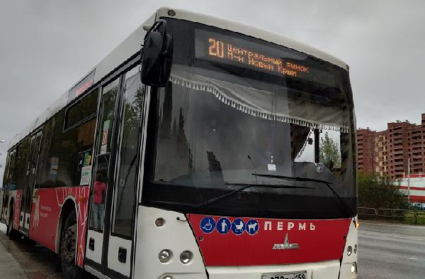 В Перми пассажир напал на кондуктора за просьбу надеть маску 