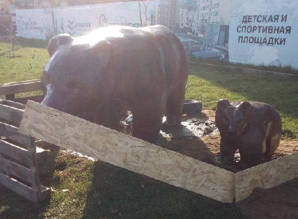 В Перми появилась еще одна скульптура медведя