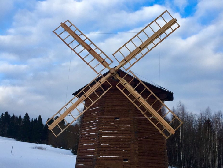 На старинной мельнице в Хохловке вновь появились крылья