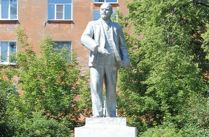 В Краснокамске вандалы осквернили памятник Ленину