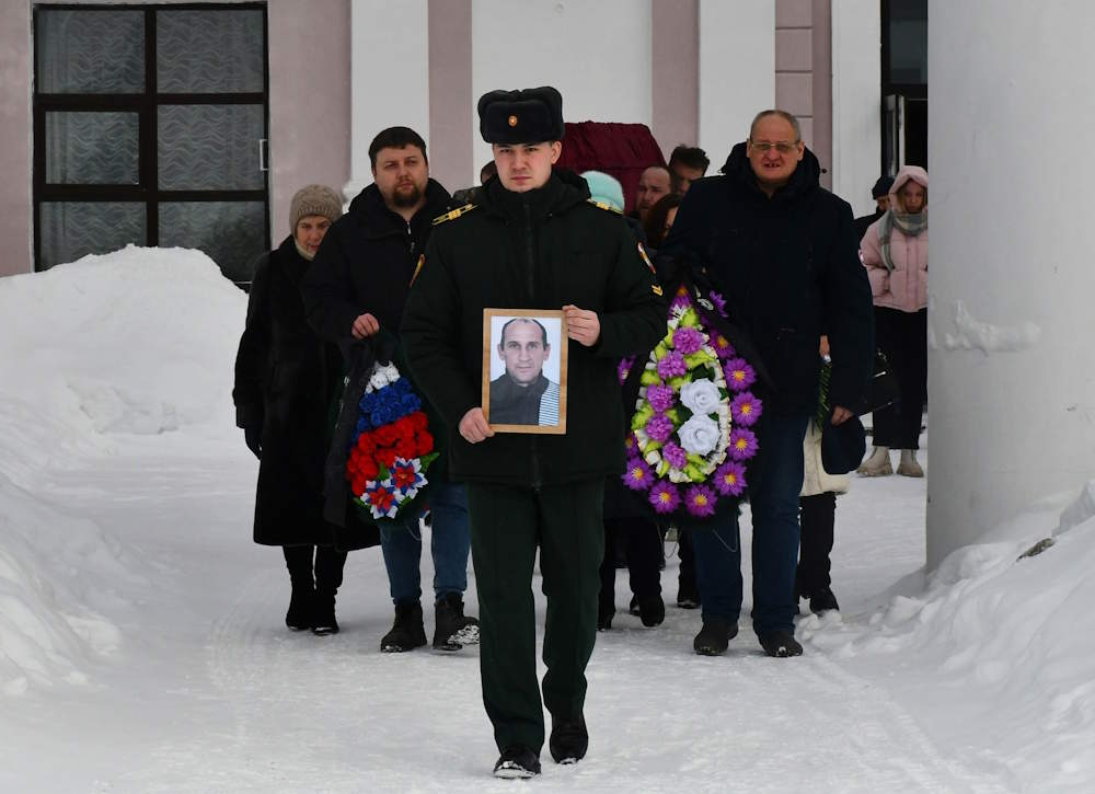 В Пермском крае похоронили 57-летнего военнослужащего Рафаила Сафарова
