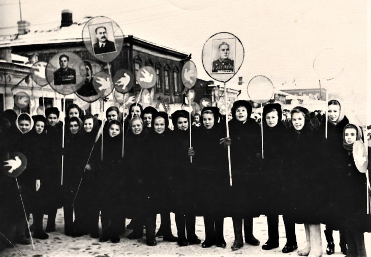 Класс девочек, 1951 год