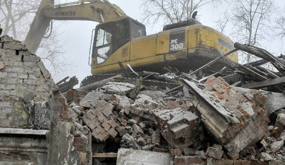Власти Перми снесут два самовольно построенных здания в Камской долине 