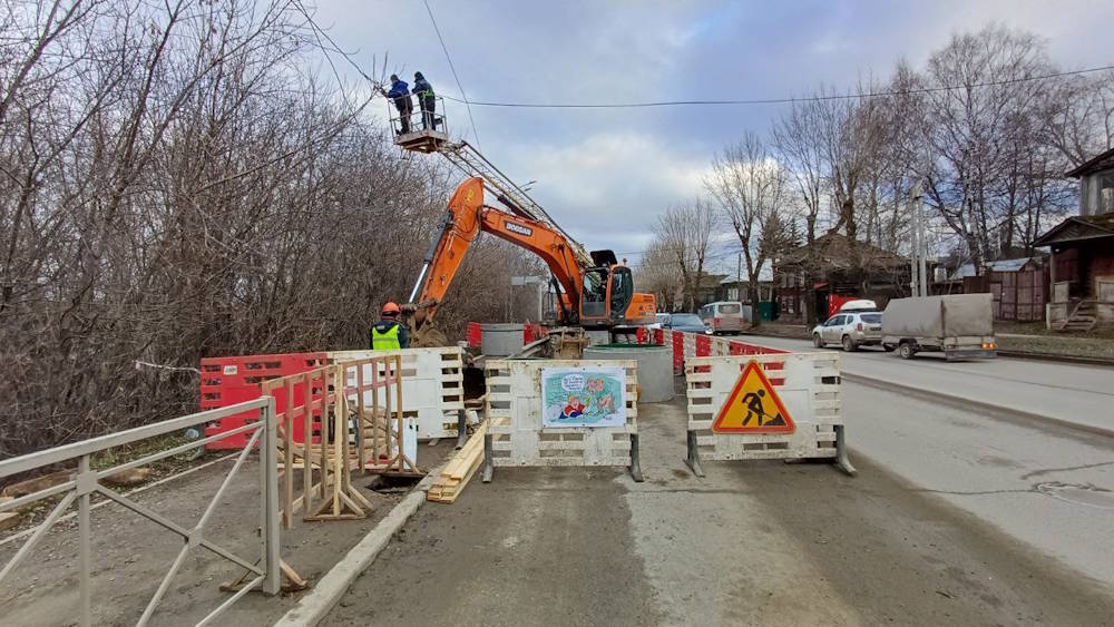 Проезд по улице Якова Свердлова в сторону центра Перми ограничен из-за работ на сети водоотведения