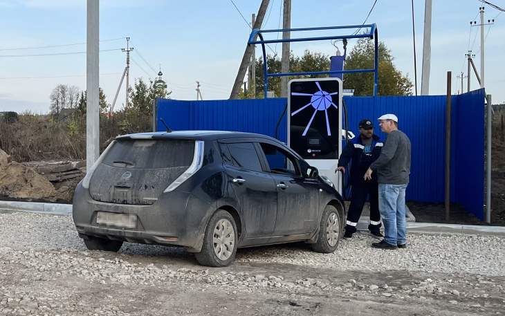 Компания «Россети Урал» запустила две новые электрозарядные станции на территории Пермского края 