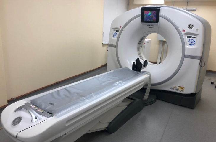 Прокуратура изучила причины задержки ремонта КТ в больнице №6