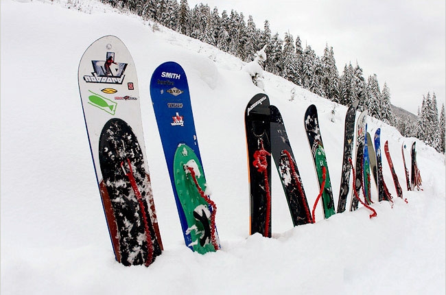 Этой зимой в электричках можно бесплатно провозить лыжи и сноуборды