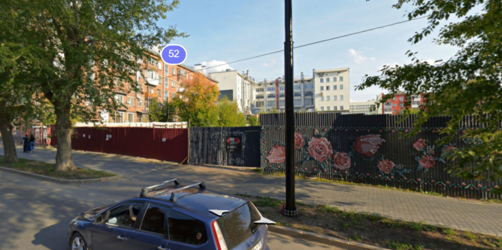 Застройщик хочет построить здание в стиле арт-деко, первый этаж будет отдан коммерческим проектам - кафе и магазинам.