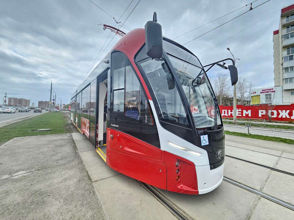 В Перми началась обкатка трех новых трамваев «Львенок»