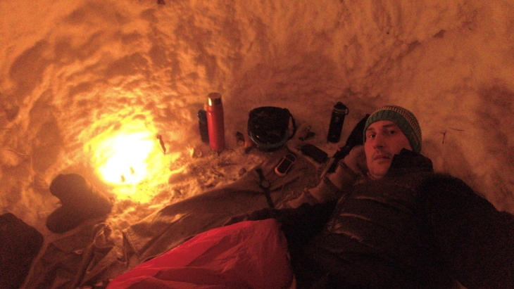 Пермский экстремал переночевал в сугробе при 20-градусном морозе