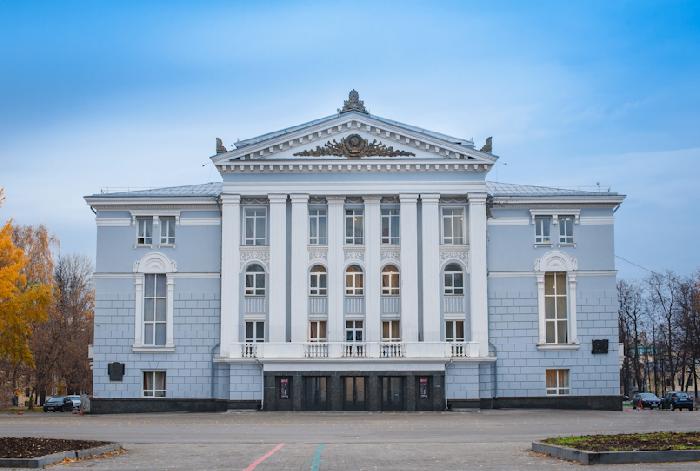 Ремонт фасада пермской Оперы завершится в октябре