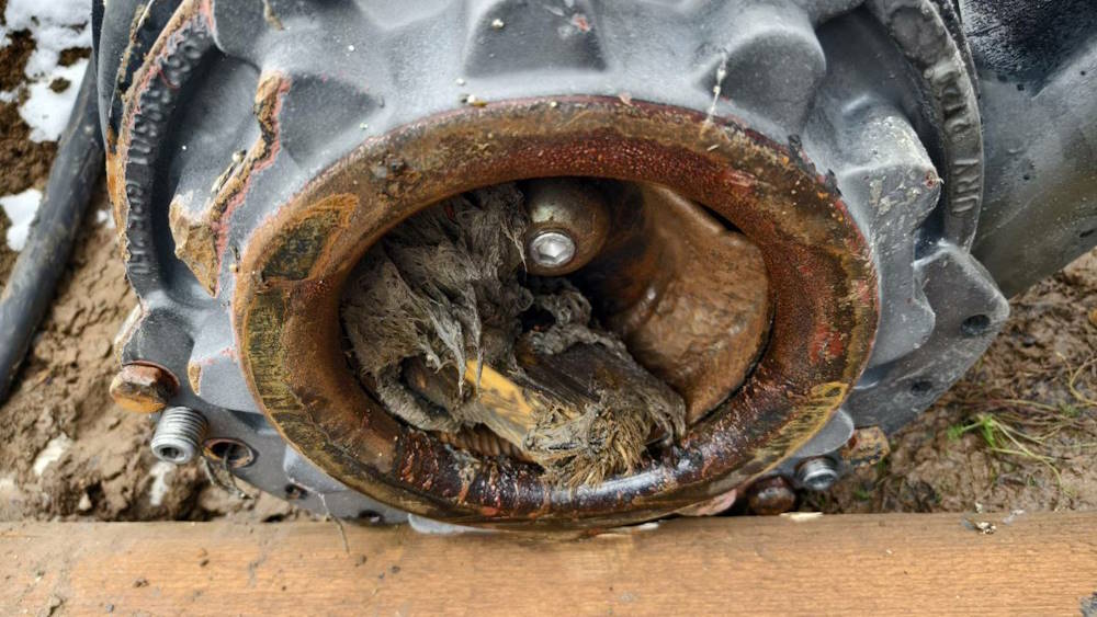 Насосную станцию на Садовом вывел из строя крупный строительный мусор