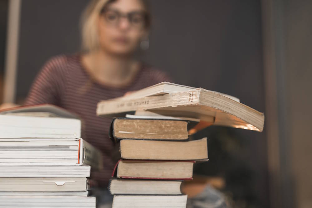 В Перми участились случаи пропажи книг с полок буккроссинга. 