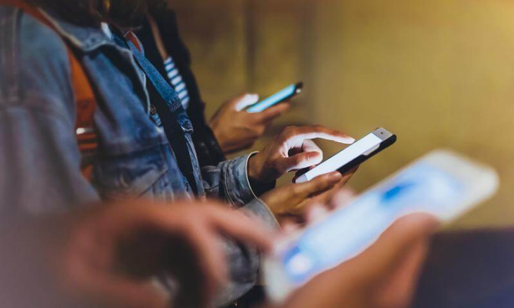 Пермяки начали отказываться от покупки дорогих смартфонов