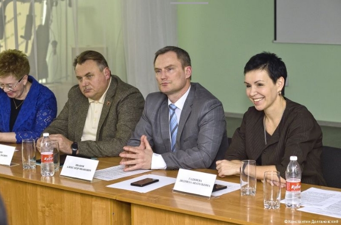 Вчера представители администрации Перми и Гордумы обсудили с руководителями ТОСов новую маршрутную сеть, которую предполагается ввести в следующем году. 