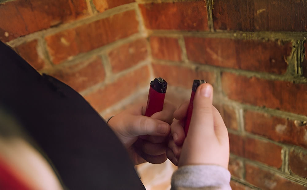 В Прикамье планируется запретить продажу зажигалок несовершеннолетним