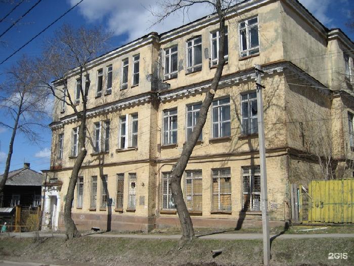 В Перми в Мотовилихе приватизируют историческое здание бывшей школы 