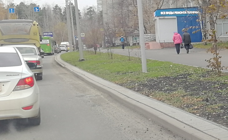 Технический тротуар на улице Малкова