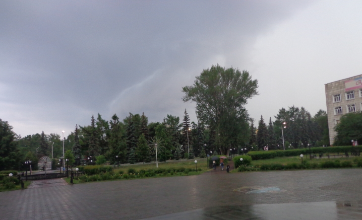 0806-rain.jpg 0806-rain.jpg