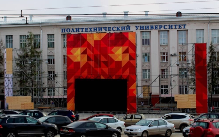 Мойка пройдет в ночь на 8 или 9 мая, в зависимости от погодных условий.