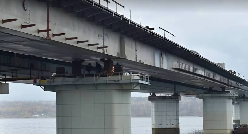 Возобновились работы по реконструкции Чусовского моста