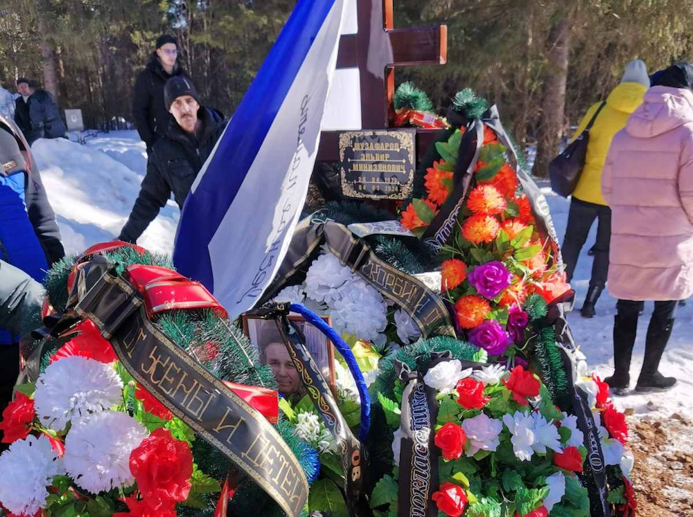 В ходе СВО погиб 47-летний радиотелефонист из Пермского края