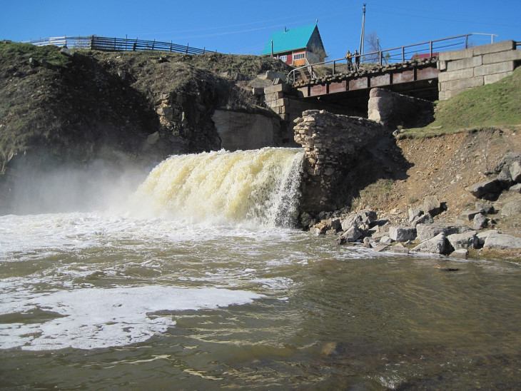 Кусье-Александровский водопад