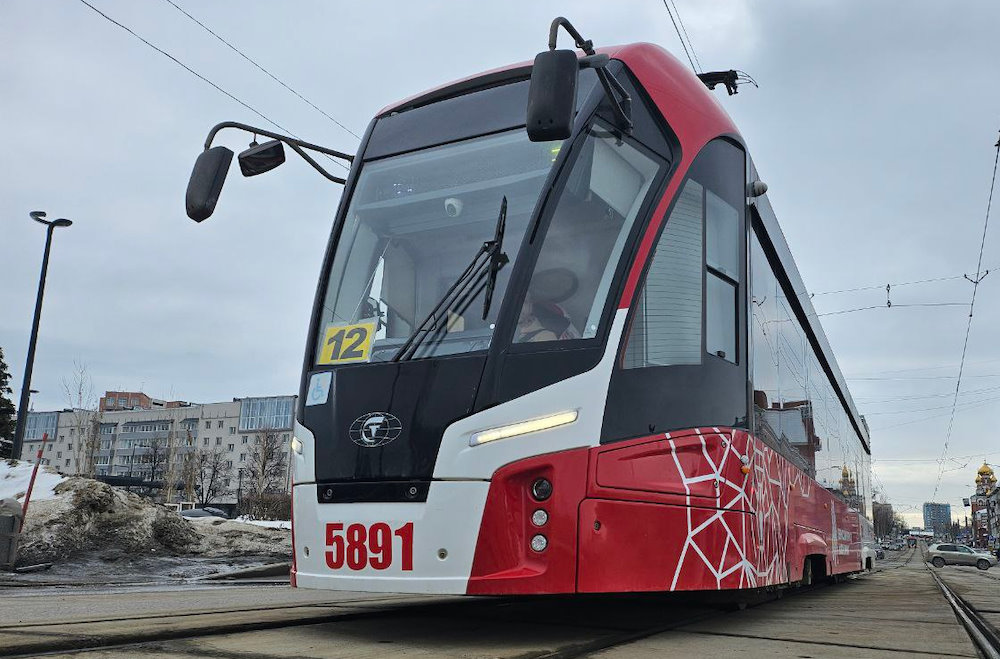 В Перми трамваи временно запустили по кольцу на улице Горького