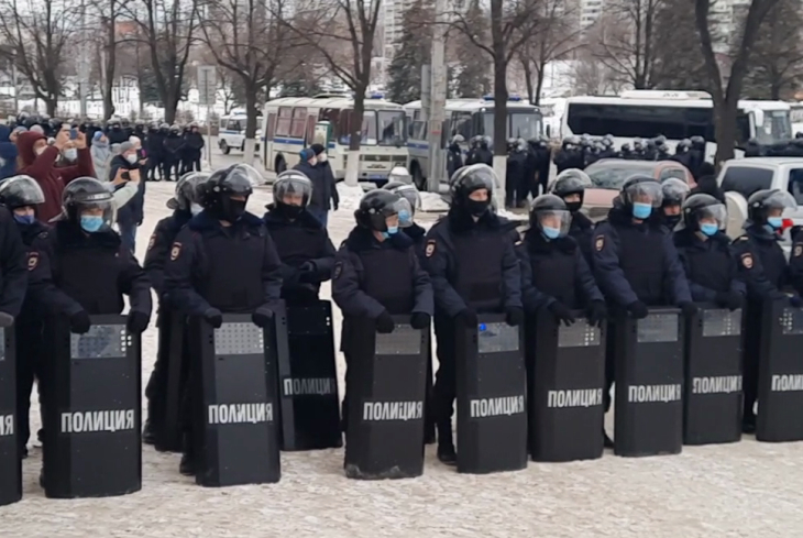 В Перми полиция блокировала шествие оппозиции