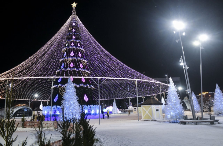 Ледовый парк «Новогодье» на эспланаде Перми временно закрыли