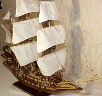 Пермский мастер делает модели кораблей музейного качества