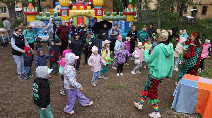 В округах депутатов «Азота» стартовали праздники дворов