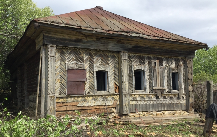 В «Хохловке» появится новый экспонат- усадьба из огромных бревен