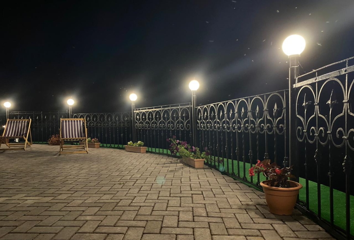 Как бизнесмен превратил разрушенный порт Осы в красивую набережную