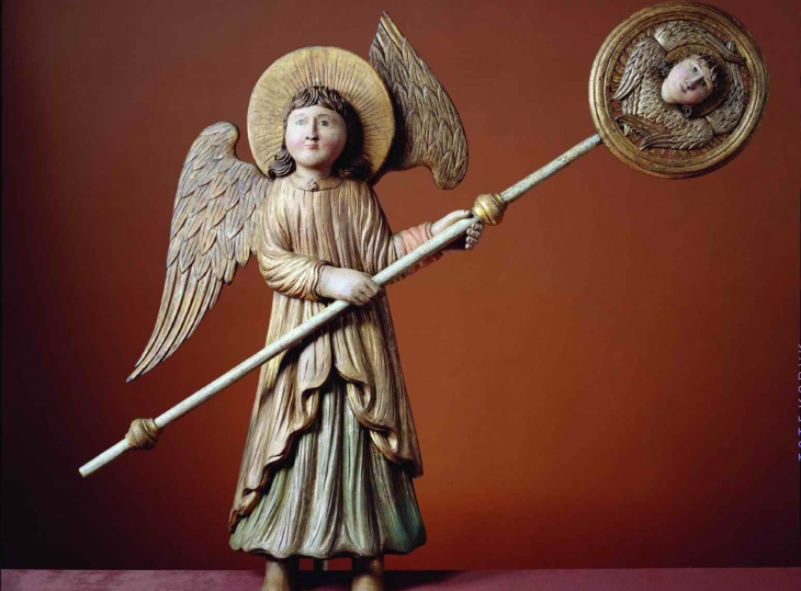 Пермская художественная галерея запустила новый сайт и выложила большую коллекцию фотографий деревянных богов