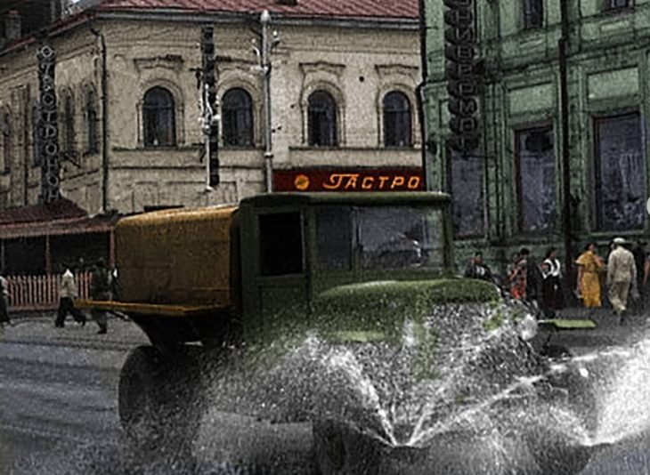 Молотов (Пермь). Перекресток ул. Ленина и ул. Карла Маркса (Сибирская). 1956-1957