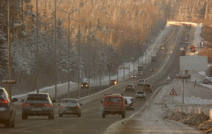 В Перми на улице Якутская временно ограничена скорость движения - не более 60 км/ч.
