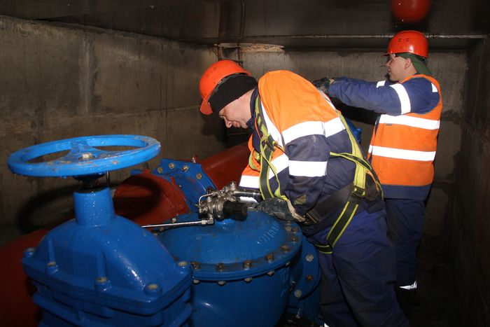 В Перми 12 августа в нескольких домах будет отключено водоснабжение для замены оборудования на водоводе