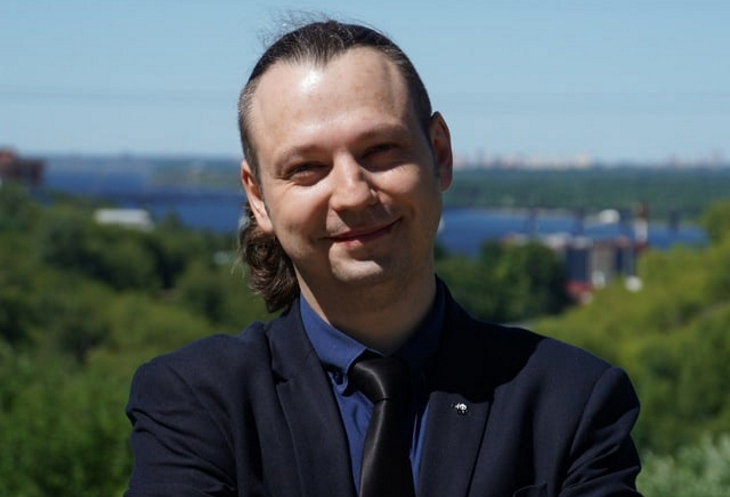 Александр Синявский