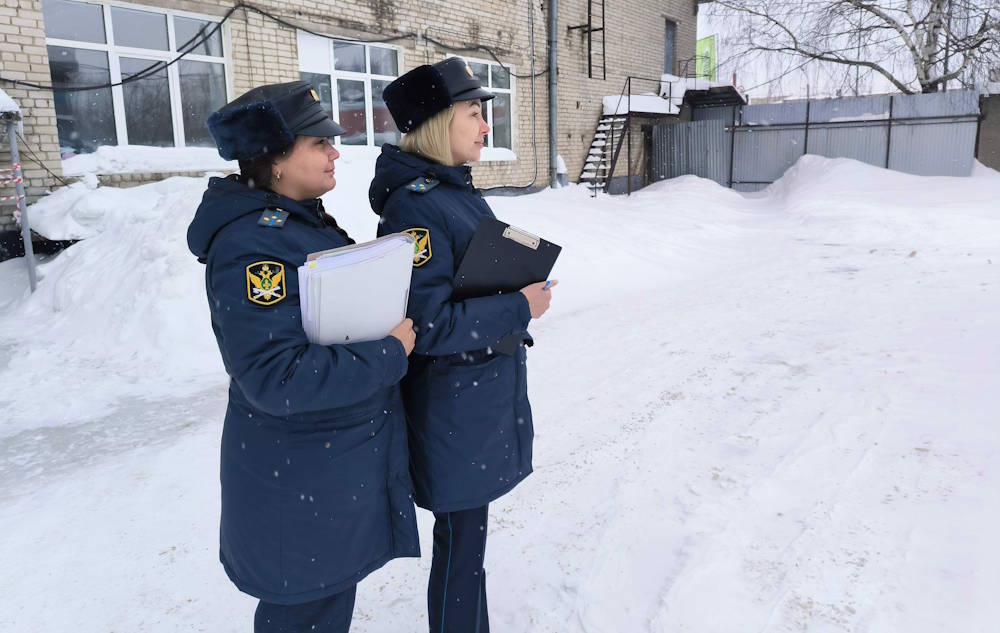 Школа заплатит компенсацию в 350 тысяч рублей за травму позвоночника у шестиклассника