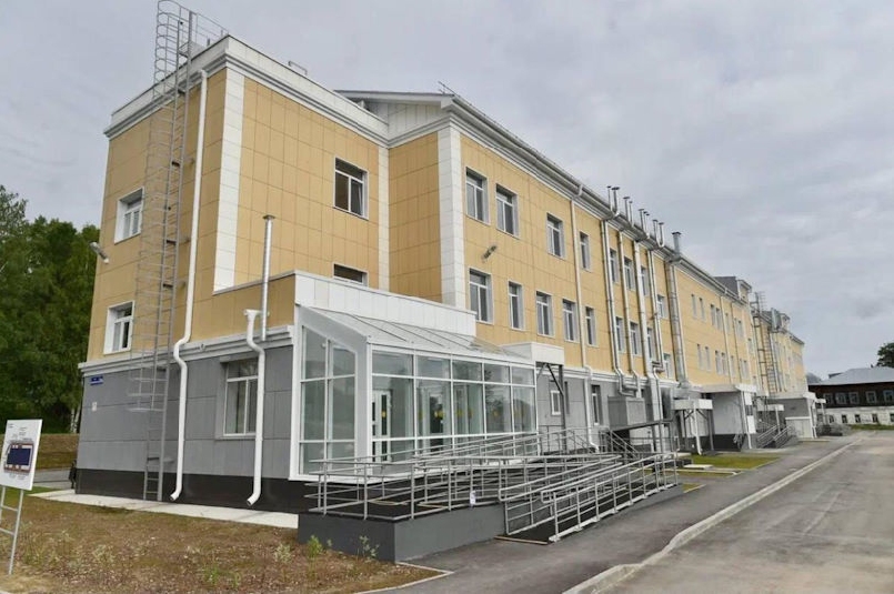 Энергетики филиала «Россети Урал» - «Пермэнерго» обеспечили электроснабжение нового лечебного корпуса больницы в г.Чердынь