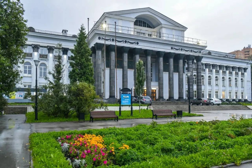 В Перми начался переход ДК Ленина в собственность города