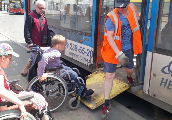 Сделать общественный транспорт доступным для инвалидов
