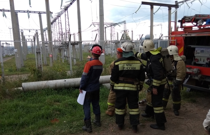 Энергетики «Пермэнерго» и огнеборцы в ходе совместной тренировки отработали порядок действий при пожаре на подстанции 