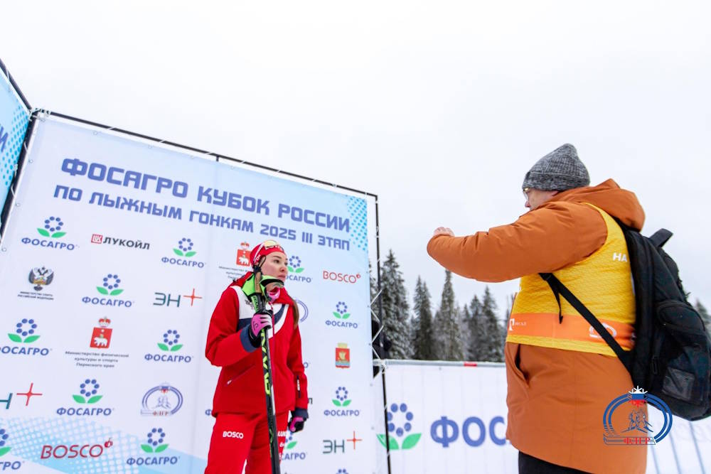 В Пермском крае для Кубка России по лыжным гонкам уложили искусственный снег